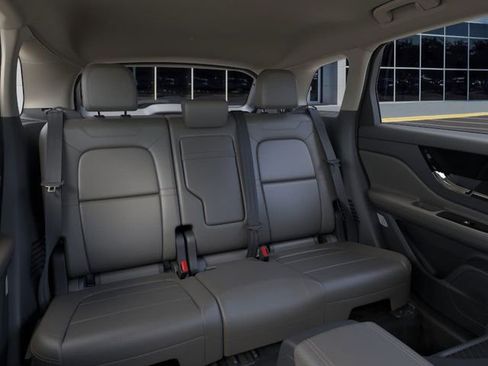 New 2026 Lincoln Corsair Premiere image 11