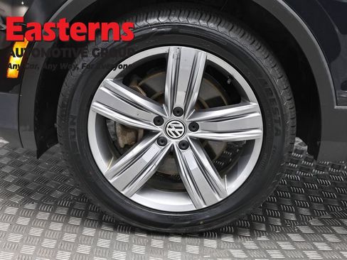 Used 2019 Volkswagen Tiguan SEL Premium AWD/4WD image 33
