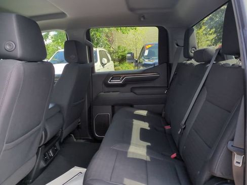 Used 2023 Chevrolet Silverado 1500 LT w/ Protection Package AWD/4WD image 16
