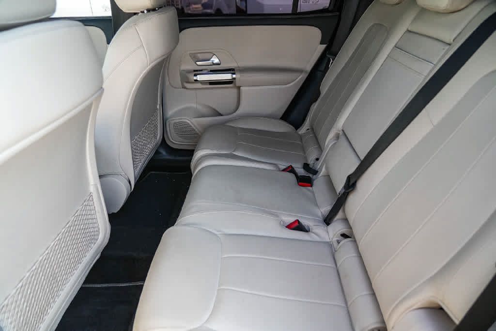 Used 2022 Mercedes-Benz GLB 250 image 18