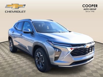 New 2026 Chevrolet Trax LT w/ Sunroof Package