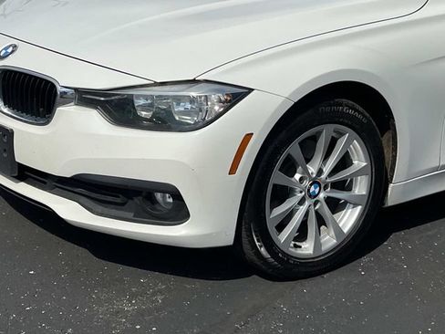 Used 2016 BMW 320i xDrive Sedan AWD/4WD image 8