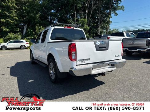 Used 2011 Nissan Frontier SL w/ Moonroof Pkg image 7