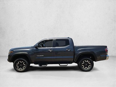 Certified 2023 Toyota Tacoma TRD Off-Road AWD/4WD image 8