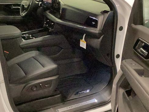 New 2026 Chevrolet Tahoe Z71 w/ Comfort Package AWD/4WD image 20