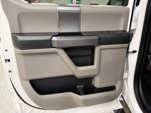 Used 2018 Ford F150 XLT w/ Equipment Group 302A Luxury image 27