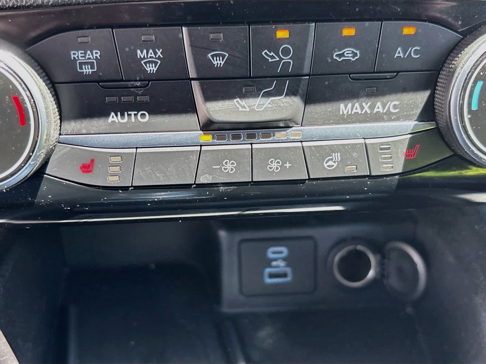 Used 2022 Ford Escape SEL w/ Technology Package FWD image 20