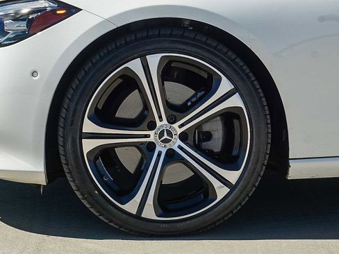 Used 2022 Mercedes-Benz C 300 Sedan image 9