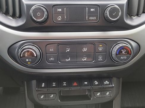 Used 2020 Chevrolet Colorado ZR2 image 35