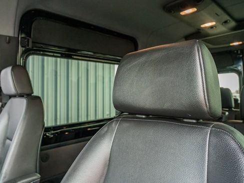 Used 2019 Mercedes-Benz Sprinter 2500 image 20