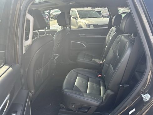 Certified 2021 Kia Telluride EX w/ EX Premium Package image 11