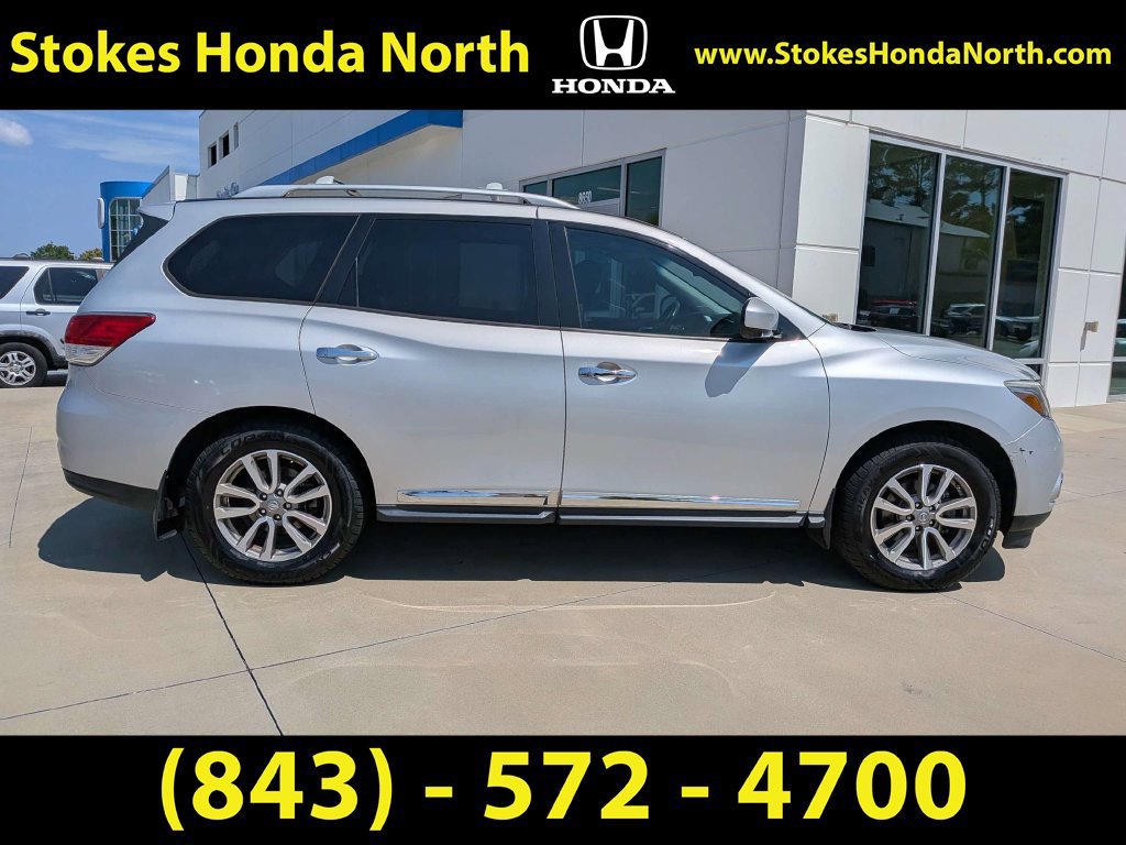 Used 2015 Nissan Pathfinder SL w/ SL Premium Package FWD image 12