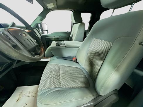 Used 2012 Ford F250 XL w/ PWR Equipment Group AWD/4WD image 16