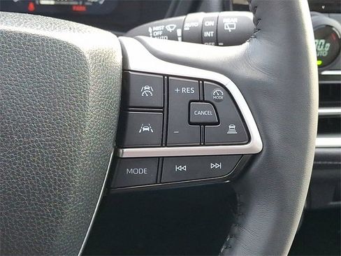 Used 2024 Toyota Grand Highlander Limited image 22