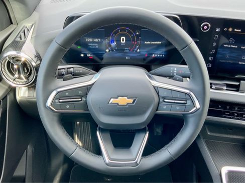 New 2026 Chevrolet Equinox LT w/ Safety and Technology Package FWD image 38