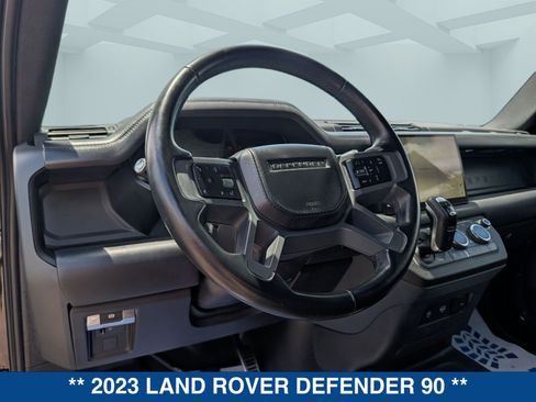 Used 2023 Land Rover Defender 90 X AWD/4WD image 29