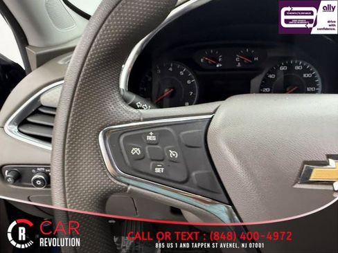 Used 2021 Chevrolet Malibu LT image 19