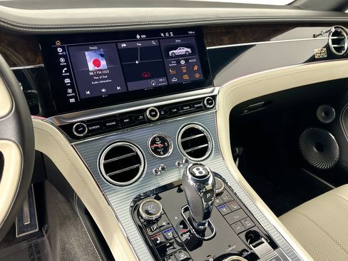Certified 2020 Bentley Continental GT V8 image 15
