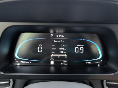 Certified 2025 Hyundai Elantra Sport FWD image 11