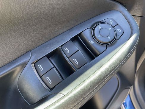 Used 2023 Buick Encore GX Select FWD image 6