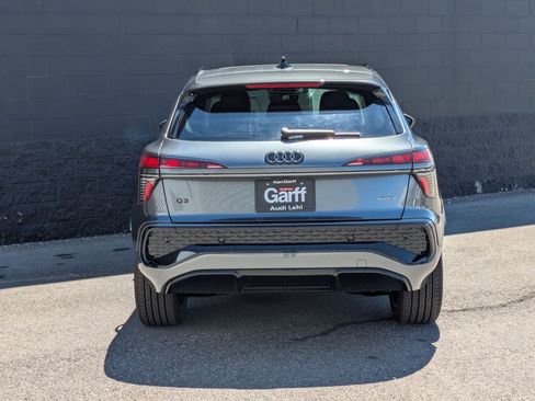 New 2026 Audi Q3 quattro 2.0T AWD/4WD image 6