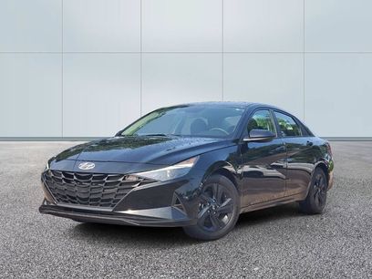 Used 2023 Hyundai Elantra SEL