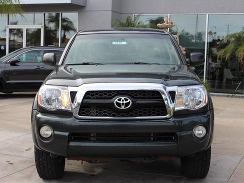 Used 2011 Toyota Tacoma 4x4 Double Cab image 4
