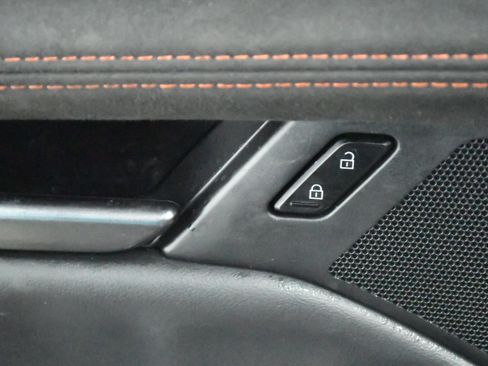 Used 2024 MAZDA MAZDA3 s image 29