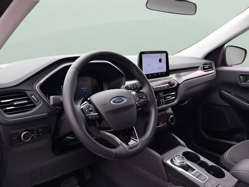 Used 2023 Ford Escape Active AWD/4WD image 11
