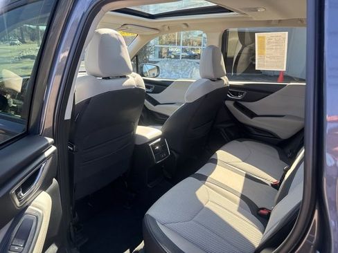 Used 2024 Subaru Forester Premium image 10