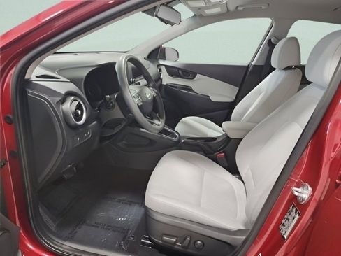 Used 2023 Hyundai Kona SEL AWD/4WD image 19