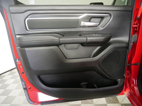 Used 2025 RAM 1500 Big Horn AWD/4WD image 11