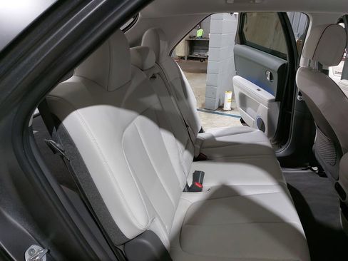 Used 2023 Hyundai Ioniq 5 SEL image 12