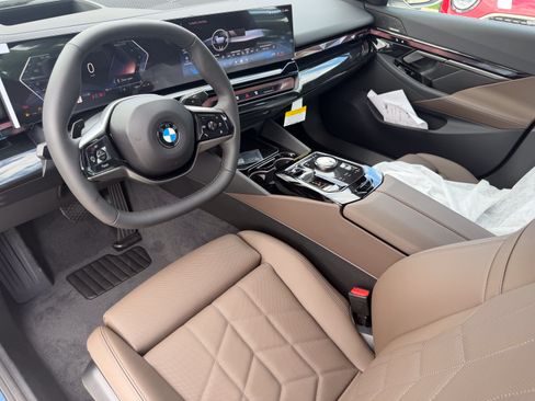 New 2027 BMW 530i xDrive AWD/4WD image 11