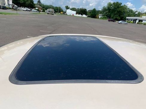 Used 2001 Lincoln LS RWD image 5