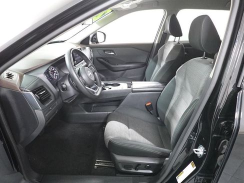 Used 2022 Nissan Rogue SV image 10