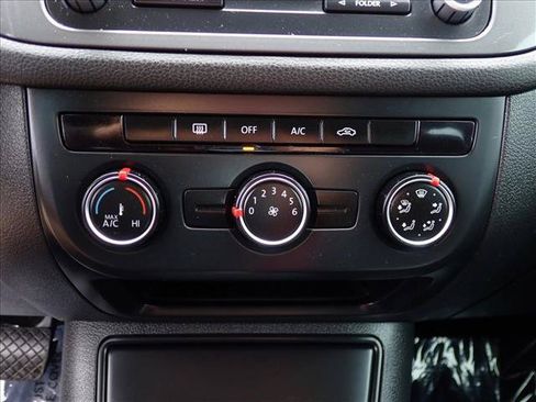 Used 2013 Volkswagen Tiguan S AWD/4WD image 17