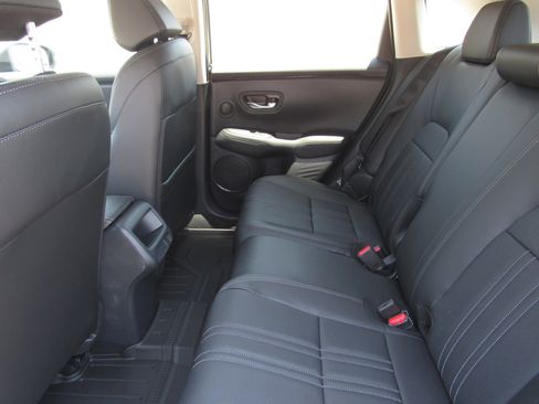 New 2026 Honda HR-V EX-L image 12