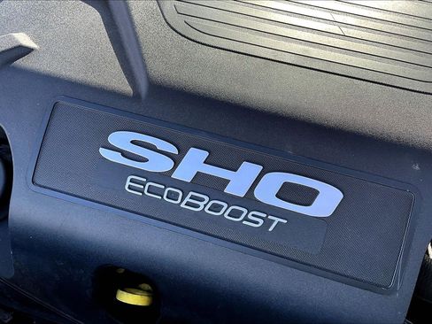 Used 2018 Ford Taurus SHO w/ Sho Performance Package image 31