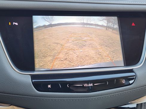 Used 2019 Cadillac XT5 Luxury image 18