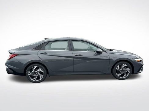 New 2026 Hyundai Elantra Limited w/ Cargo Package FWD image 7