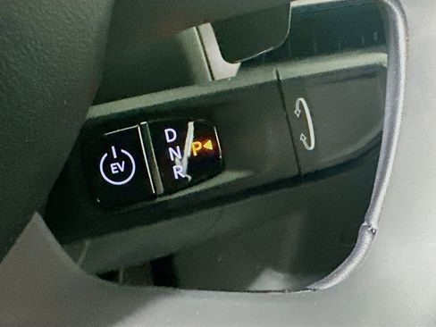 Used 2024 Kia EV9 Light Long Range image 24