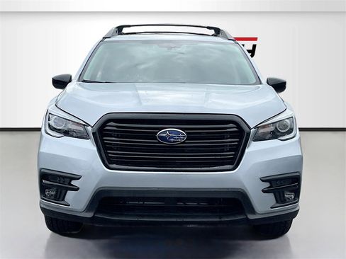 Used 2022 Subaru Ascent Onyx Edition image 2