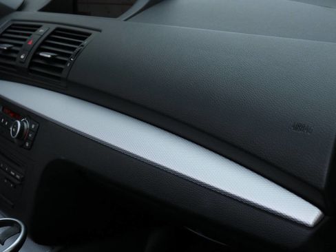 Used 2013 BMW 135i Convertible image 31