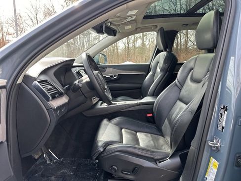 Used 2021 Volvo XC90 T6 Inscription w/ Climate Package image 18