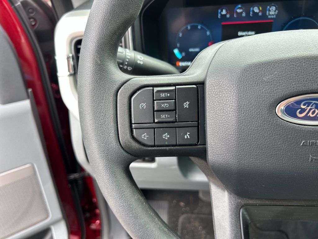 Used 2026 Ford F250 XLT w/ XLT Premium Package RWD image 21