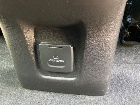 Used 2022 GMC Terrain AT4 w/ Infotainment Package II AWD/4WD image 27