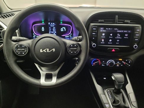 Used 2023 Kia Soul LX FWD image 22