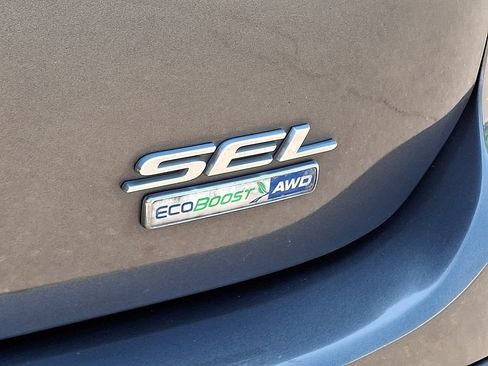 Used 2015 Ford Edge SEL w/ Equipment Group 201A AWD/4WD image 32