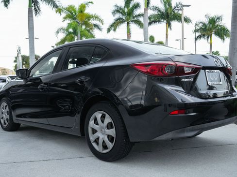 Used 2014 MAZDA MAZDA3 i Sport image 20